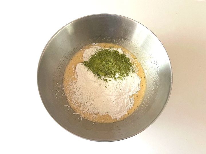 【簡単米粉レシピ】ほろ苦抹茶とココナッツの米粉クッキー【渡辺友美子のコーヒーに合うお菓子のレシピ vol.40 〜レシピで旅するヨーロッパ〜】