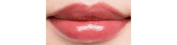 好感度抜群のベージュピンク