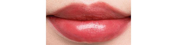 気持ちまで凛とする品格レッド