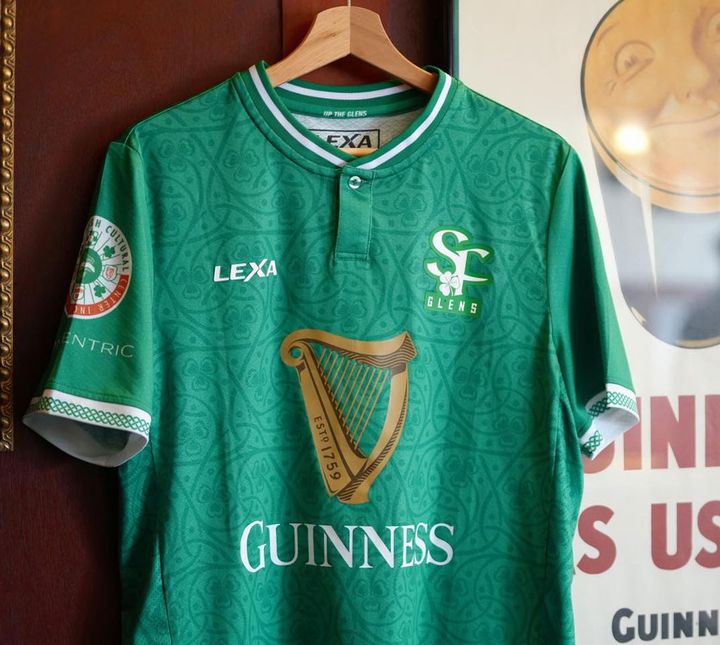 まさかの登場！？アメリカに「ギネスビール」のユニフォームが現れる 美しき“アイリッシュデザイン”も好評