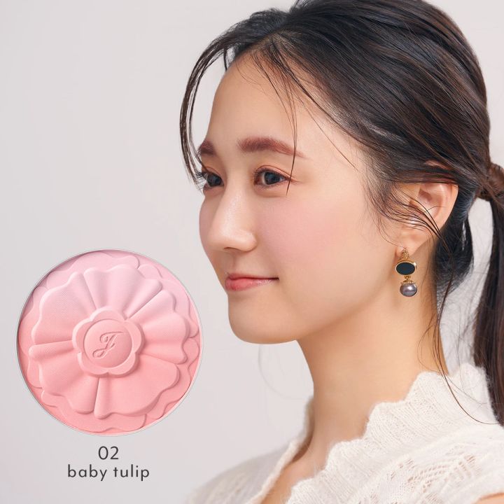 ジルスチュアート パステルペタル ブラッシュ 02 baby tulip