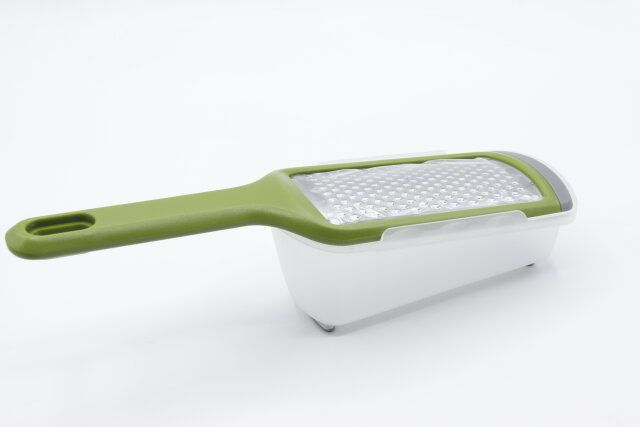 100均ダイソーの調理グッズグレーター