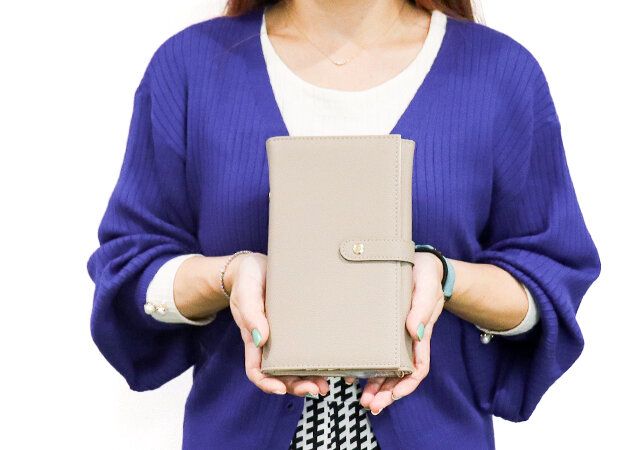 宝島社のムック付録の本気でお金が貯まる万能バインダーセット