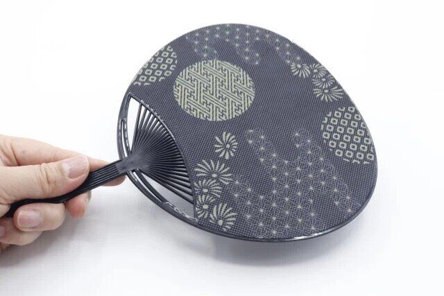 セリアの布うちわ 和柄 ミックス 黒紺