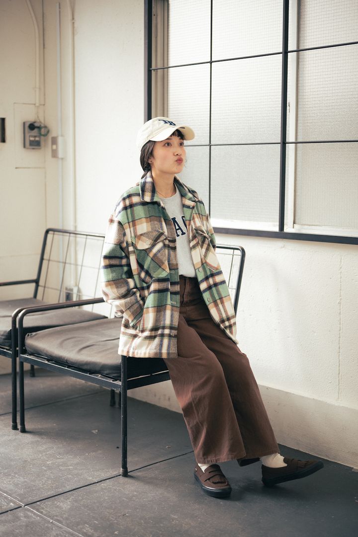 春の“キャップ”コーデ2選。お出かけにぴったりなアクティブスタイル【FUDGE FRIEND おしゃれさんの毎日コーディネート】