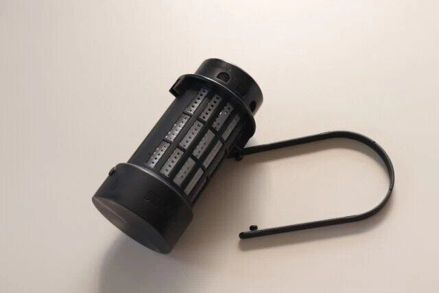 ダイソーのバルくん虫こないでネット掛けと置きランタン