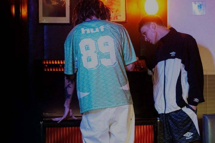 UMBROとファッションブランド「HUF」がコラボ開始！90年代英国サッカーにインスパイアのデザイン
