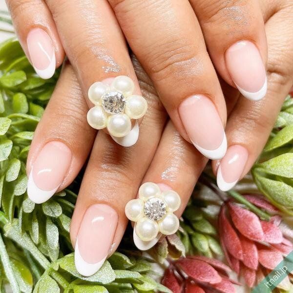 ネイルサロン ナシノキが投稿したネイルデザイン [photoid:I0113888] via Itnail Design (732442)