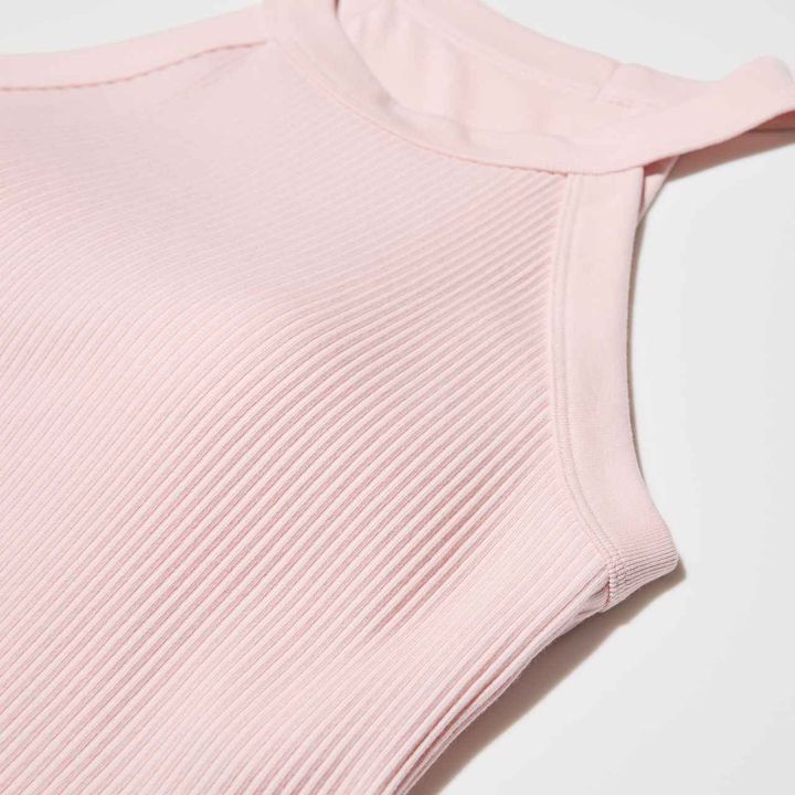 画像: 【ユニクロ】ホルターネックブラタンクトップ¥2,290 www.uniqlo.com