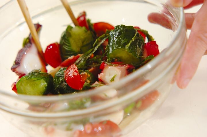 キュウリとタコの酢の物の作り方1