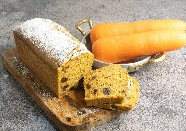 ホットケーキミックスでつくるキャロットケーキ