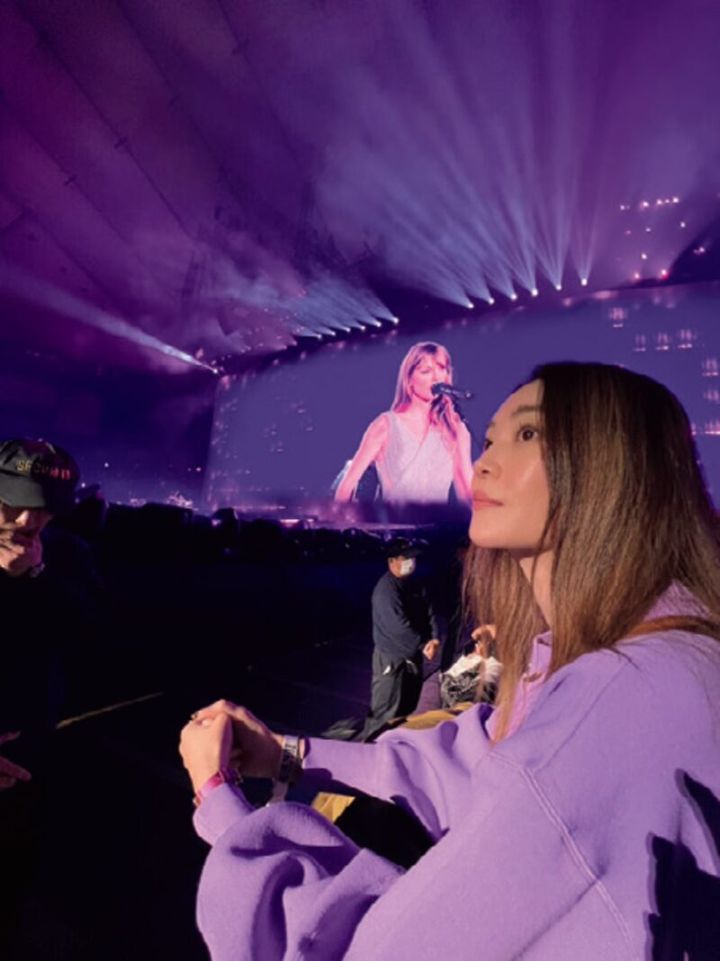 観月ありさ テイラースウィフトの公演に参加