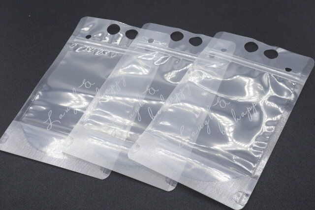 ダイソーのドリンクパウチジップタイプのレビュー