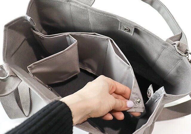 THE EDITORS 気がきく仕切りのトートバッグBOOK GRAY 取り外せる仕切り