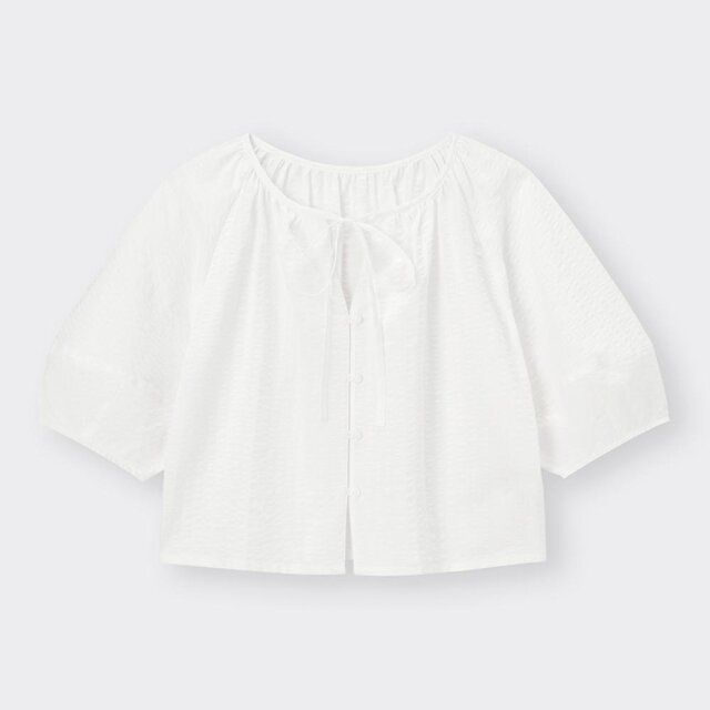 GUの5月の新作ブラウス