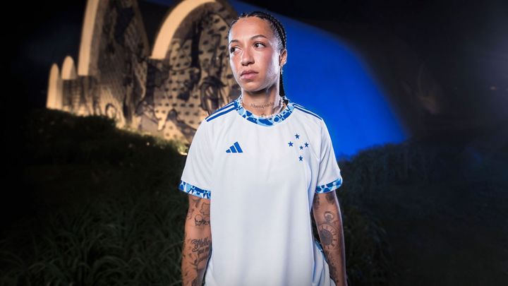 名門クルゼイロが2024新アウェイユニフォームを発表！「世界遺産」に触発の美しき装飾デザイン