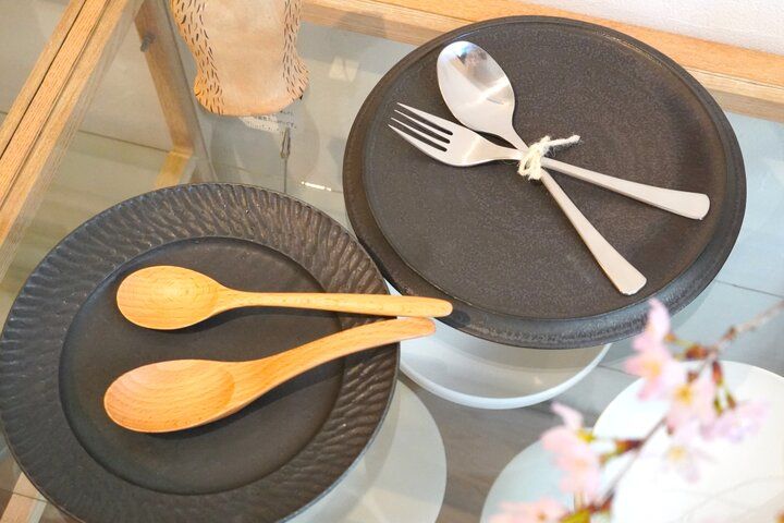 横浜山手のお散歩で立ちよりたい♪素敵なうつわが並ぶ気になるお店「altoyo」