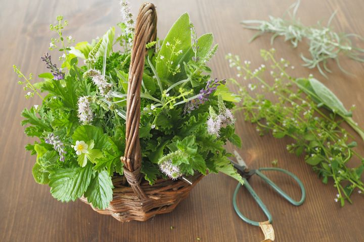 今回は、このようなラウンド（丸形）アレンジを作ります。