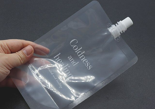 ダイソーのドリンクパウチ（キャップタイプ）のデザイン