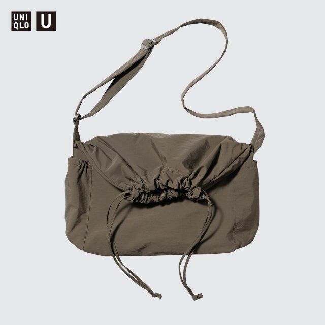 ユニクロ ドローストリングバッグ