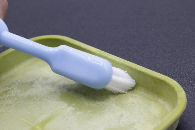 100均ダイソーの便利な掃除ブラシ