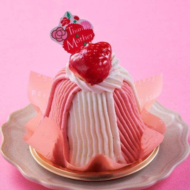 シャトレーゼの母の日 苺のチーズモンブラン
