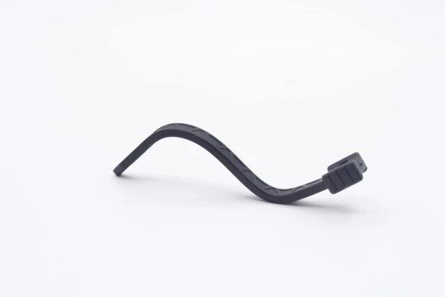 ダイソーのツールバンド（AGAX、14cm、2本）は針金入りで自在に曲げられる