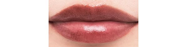 絶妙な赤みのプラムカラー