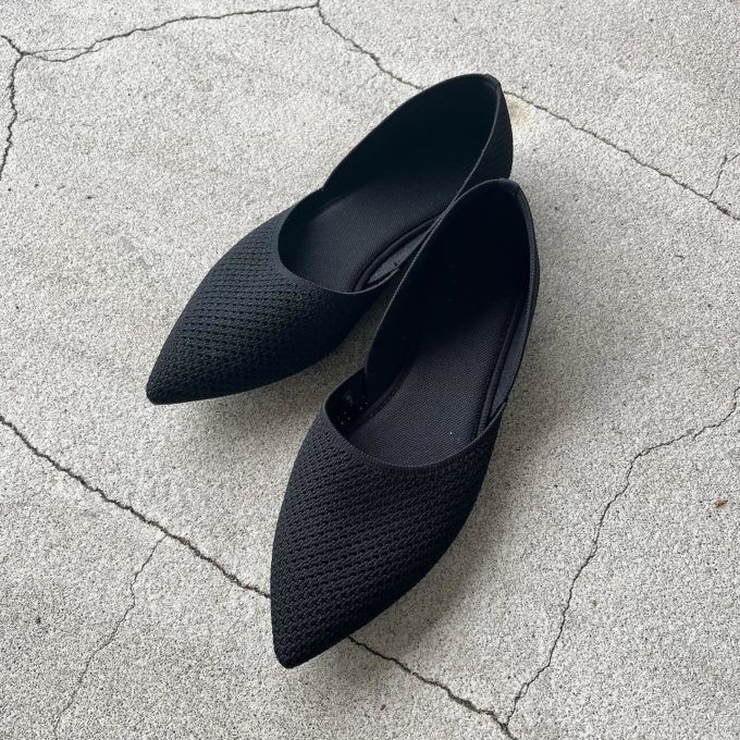 GUの「ウォッシャブルニットセパレートシューズ」