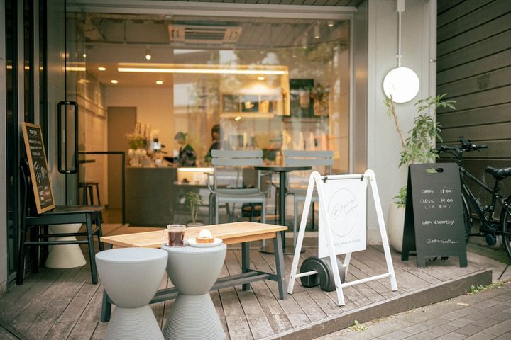 外苑前でカフェタイム、自家製の焼き菓子もおすすめ：ボッタコーヒー【ファージーの特等席 vol.19】