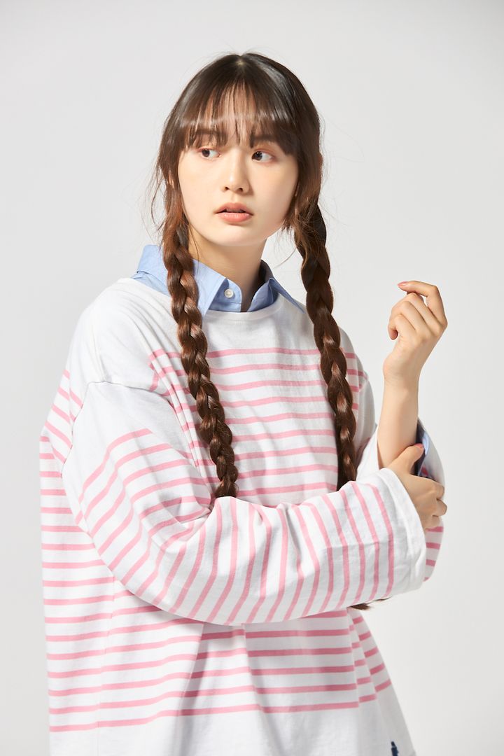 今年はカラーボーダーに注目！初夏におすすめの“ボーダートップス”コーデ5選。【FUDGE FRIEND おしゃれさんの毎日コーディネート】