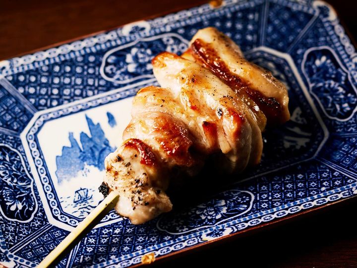 学芸大学『やきとり右羽。』の「もも」