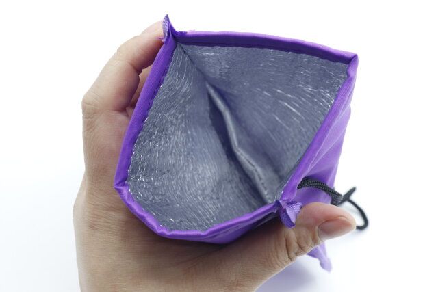 セリアのペットボトルホルダーサコッシュ