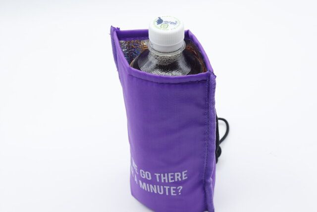 セリアのペットボトルホルダーサコッシュ