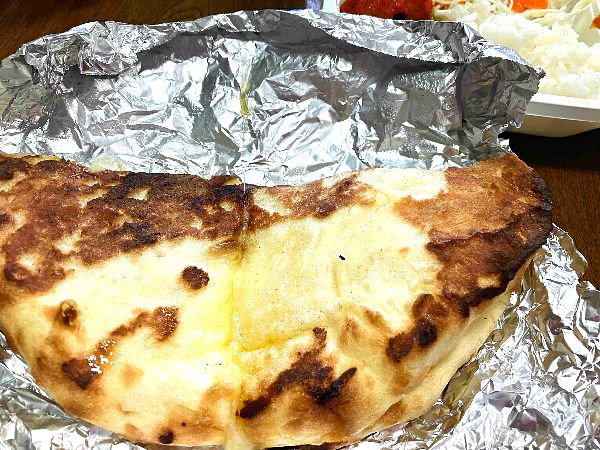 bihaniチーズナン