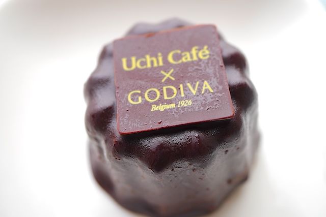 「Uchi Café×GODIVA ショコラカヌレ」チョコ