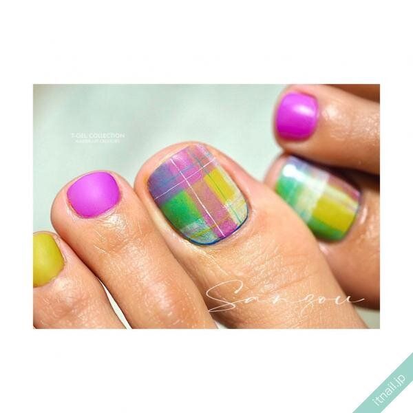 ねいる屋〜SANZOU〜が投稿したネイルデザイン [photoid:I0109752] via Itnail Design (732496)