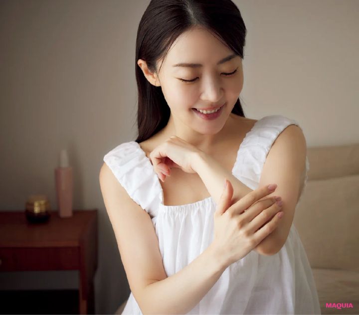 大野真理子さんの24時間に密着。お弁当作り中に炭酸パック、就寝前には“追い保湿”_29