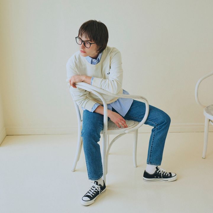 ブルーデニムを履いて完成させる、きれいめ夏マリンスタイル。【マイスタンダードブック】