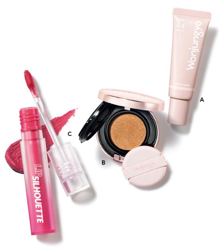 1.ミニマムな盛りで品よく仕上げる「韓国女優風メイク」_使用したコスメ＆韓国風メイクのやり方・ポイント_A ウォンジョンヨ トーンアップベース ピーチピンク SPF44・PA+++ ￥1430_Bウォンジョンヨ フィッティングクッション グロウ ペールピンク SPF50+・PA+++ ￥2420 ／Rainmakers_Cアイムミミ リップシルエットマットベルベットティント 08 ￥1650／サン・スマイル