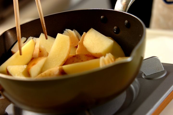 新ジャガとタケノコのソテーの作り方1