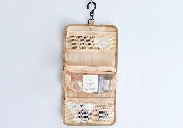 MOOMIN ［ムーミン］吊るして＋外して使える 多機能撥水ポーチ 実用例