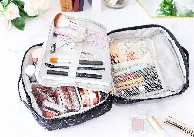 鹿の間が本気で作った！ COSME POUCH 収納例