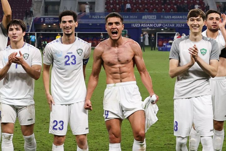 日本代表とU23アジア杯決勝で戦うウズベキスタン、腹筋がやばい選手がいた！2022年には負けた因縁