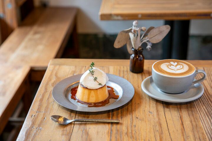 JR東船橋駅からすぐの人気店「CHILL KITCHEN」で、懐かしの自家製プリン＆カフェごはんを