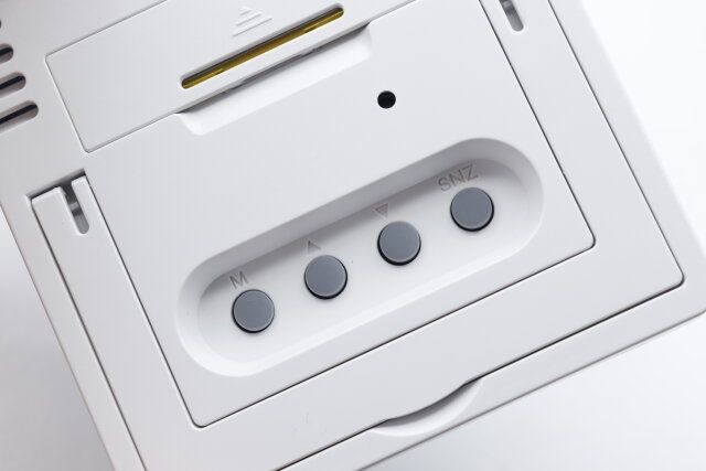 ダイソーの大画面温湿度付デジタル時計