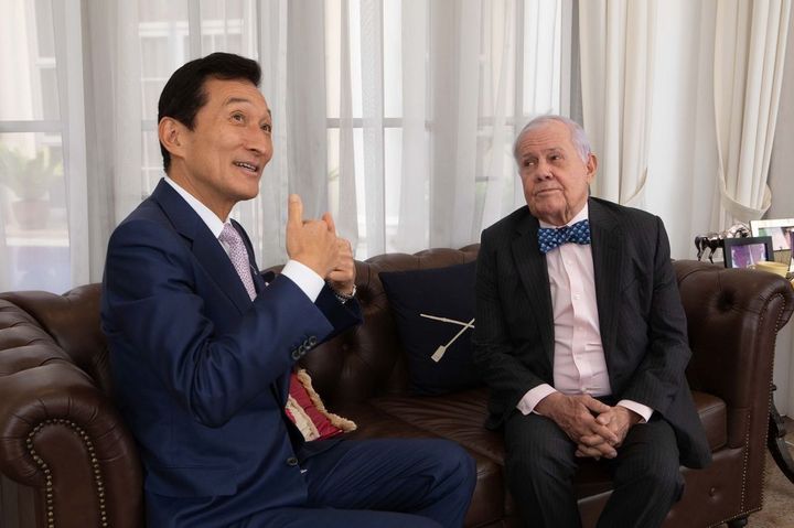 「通貨が暴落したときは何もかもがバーゲンになり、投資のチャンスがくる」と語るジム･ロジャーズ氏。