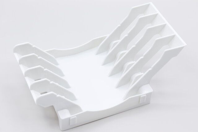 キャンドゥのプレートスタンド アイボリー