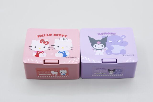 セリアのサンリオのワンプッシュ小物ケース