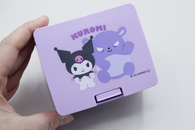 セリアのクロミちゃんのワンプッシュ小物ケース